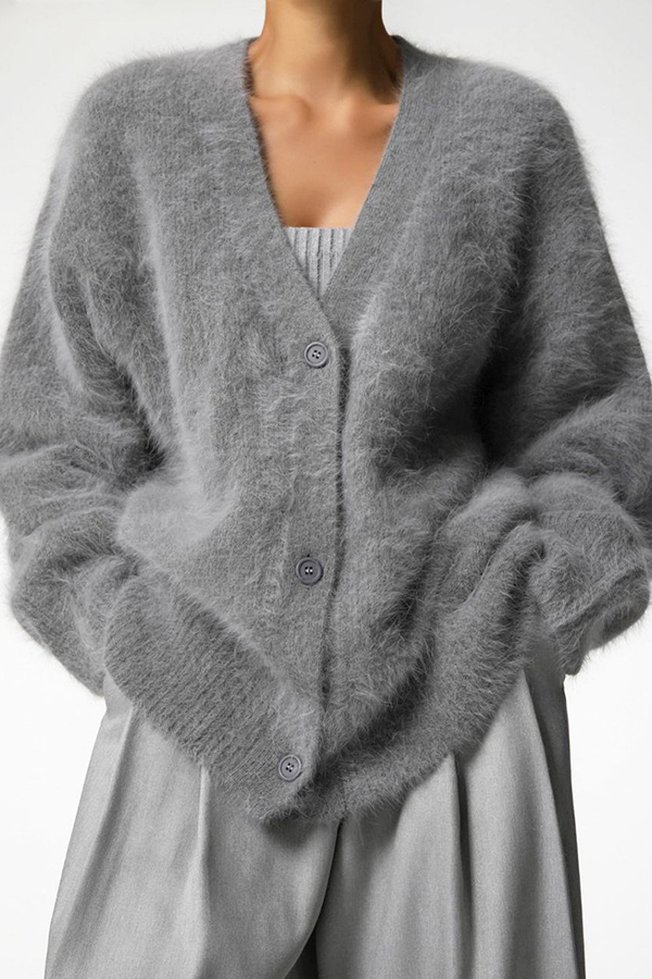 Solid Color Loose V-neck Long-sleeved Lazy Knitted Cardigan-consonak