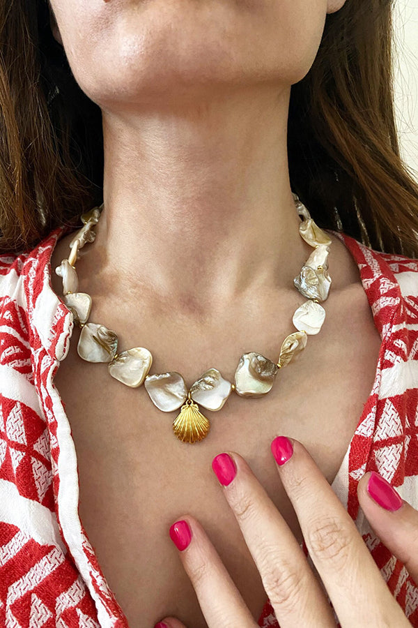 Exaggerated Irregular Shell Collarbone Necklace-consonak