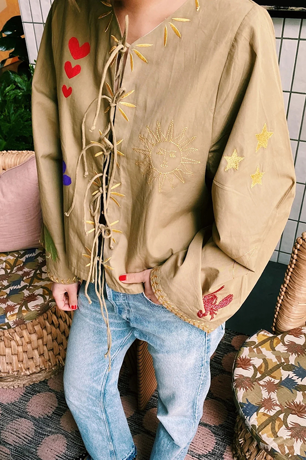 Fashionable Embroidered Lace-up Long-sleeved Loose Top-consonak