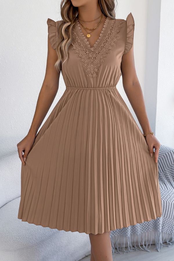 Solid Color V-neck Lace-trimmed Sleeveless Casual Pleated Midi Dress-consonak