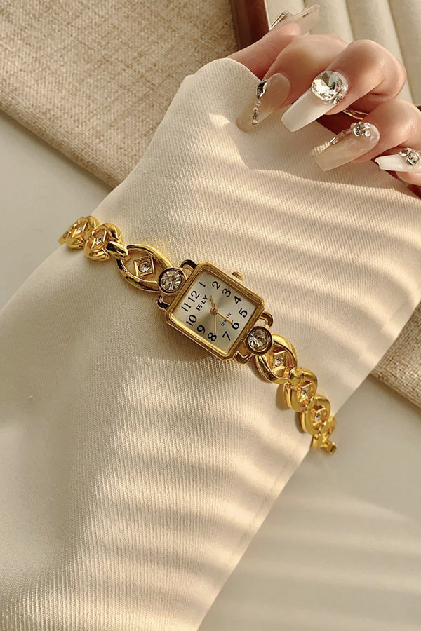 Light Luxury Quartz Gold Vintage Watch | Consonak
