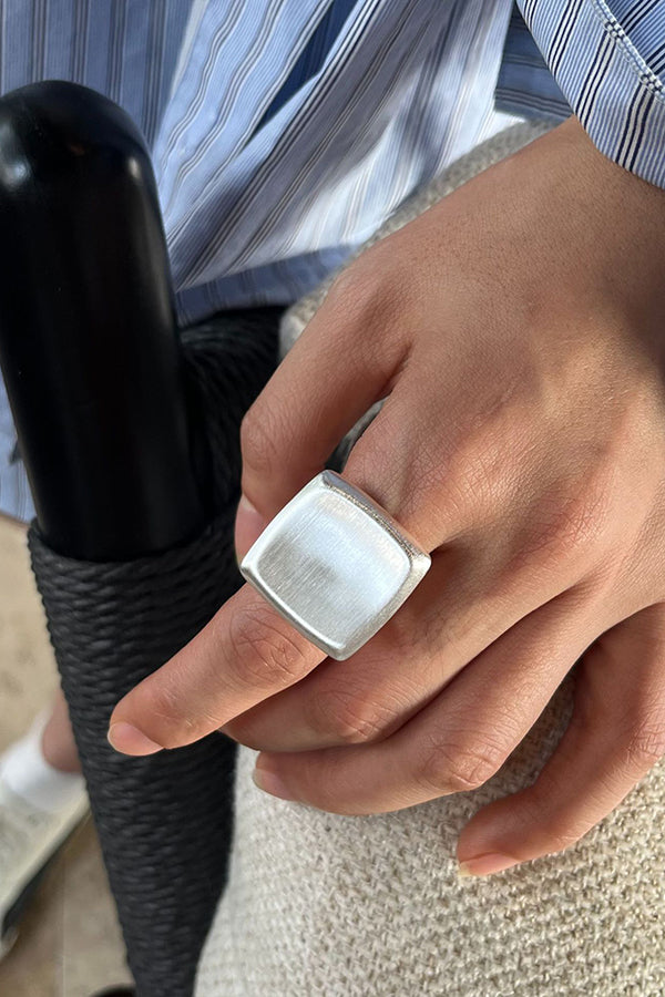 French Vintage-style Polished Ring-Consonak