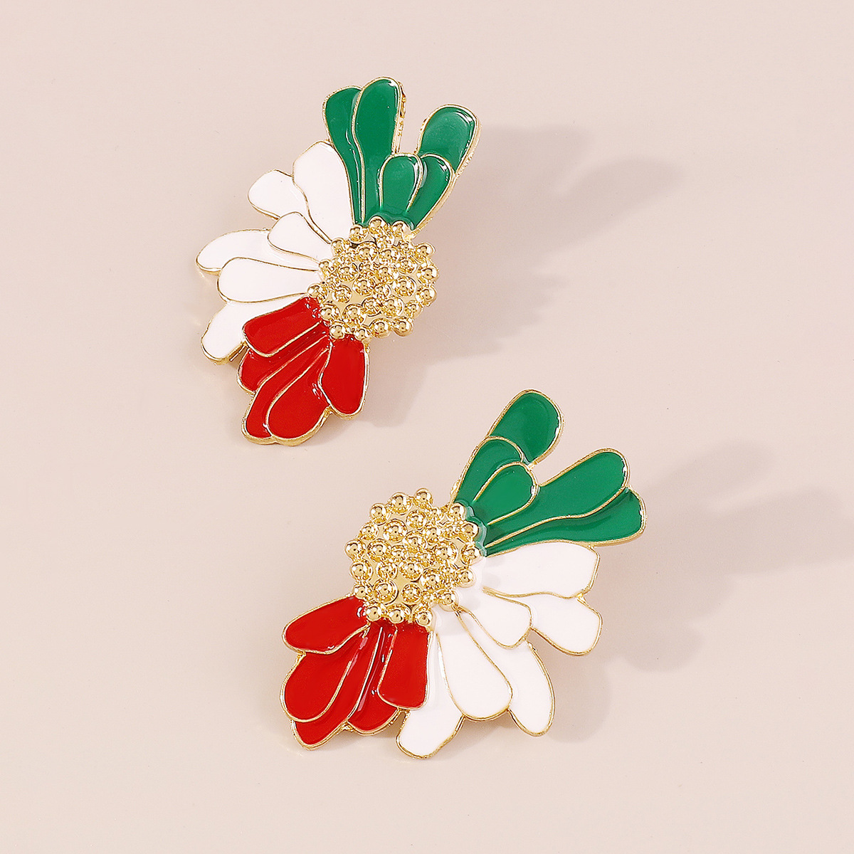 Retro Alloy Floral Pattern Earrings-consonak
