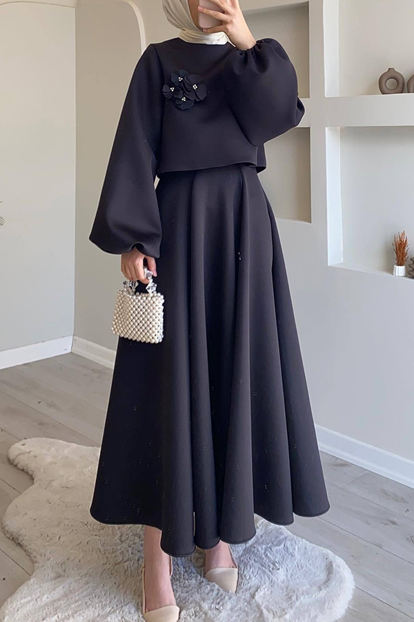Solid Color Flower-embellished Lantern Sleeve Loose Top and Casual Maxi Skirt Set-consonak