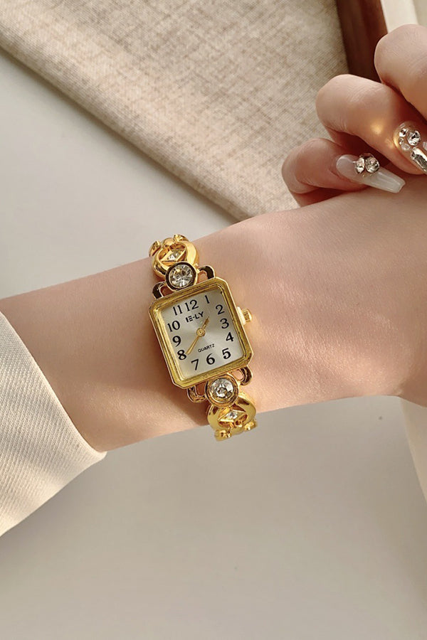 Light Luxury Quartz Gold Vintage Watch | Consonak
