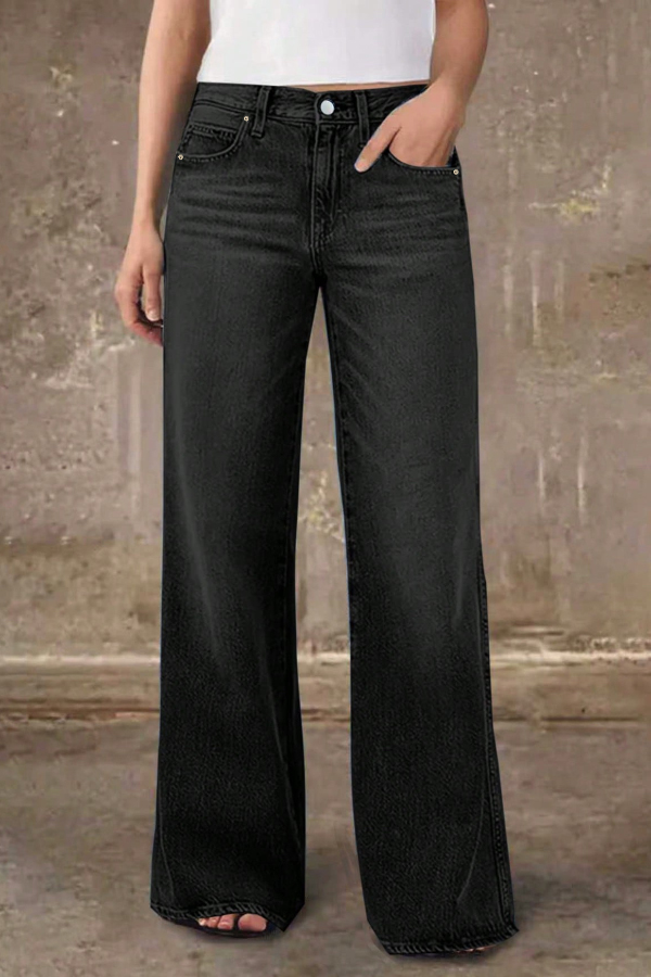 Stylish Casual Pocket Loose Straight Leg Jeans