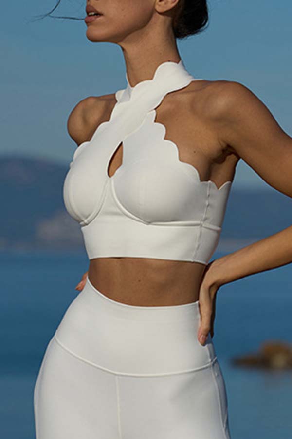 Petal Trim Crisscross Yoga Sports Bra-consonak