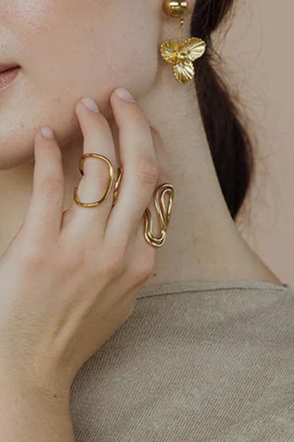 Stylish and Simple Linear Stainless Steel Ring-consonak