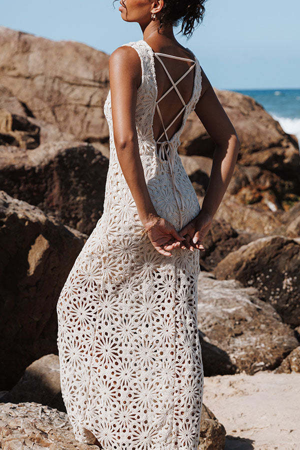 Effortlessly Chic Crochet Lace Floral Pattern Backless Lace-up Vacatio