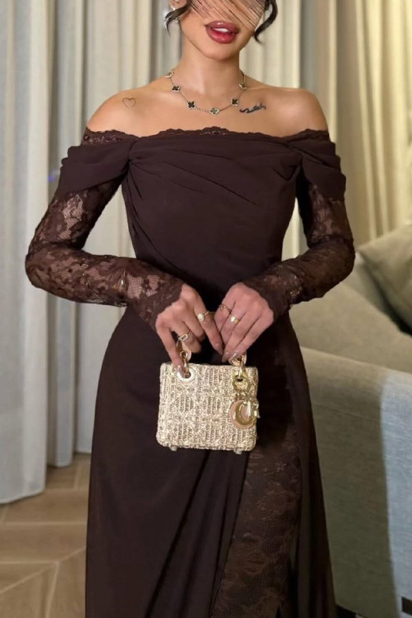Elegant Patchwork Lace Off-shoulder Long-sleeved Slim-fit Maxi Dress-consonak