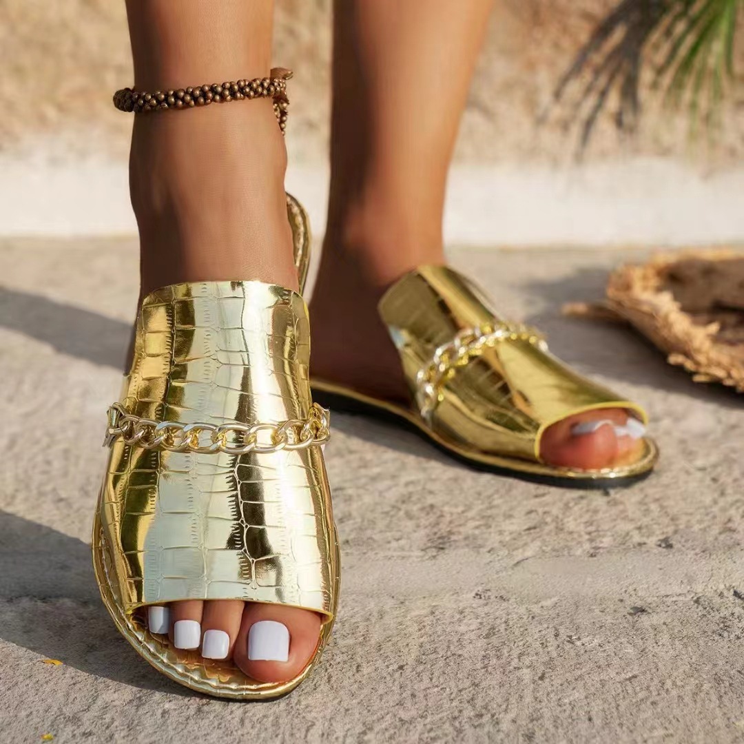 Casual Flat Beach Sandals with Chain Accessories-consonak