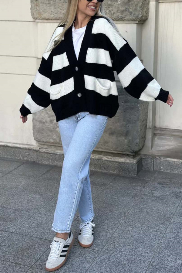 Casual V-neck Long-sleeved Striped Pocket Knitted Cardigan-consonak