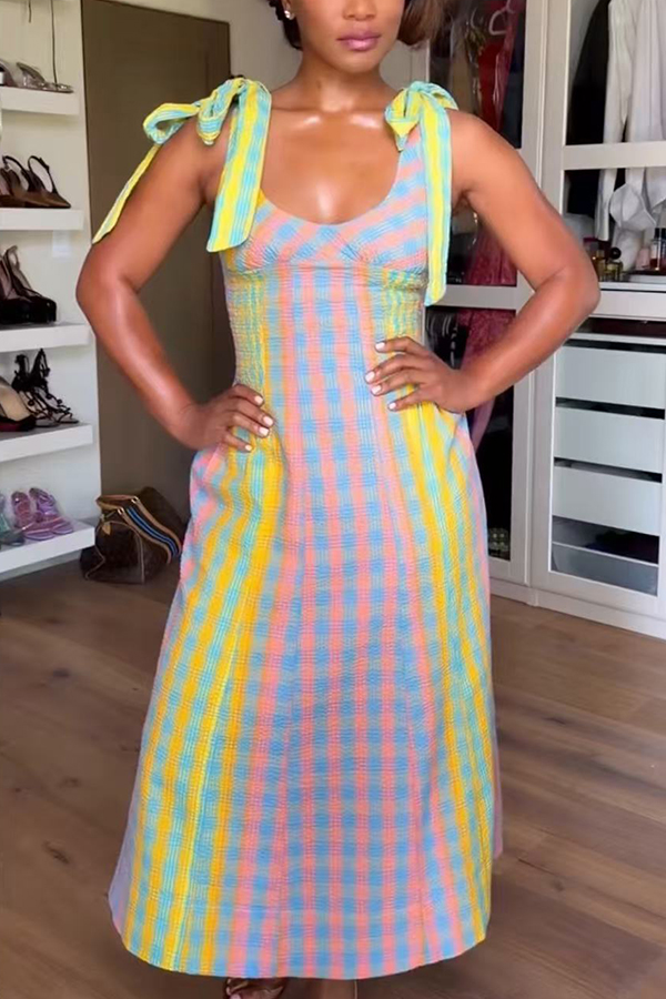 Sweet Colorful Plaid Scoop Neckline Adjustable Shoulder Ties Pocket Midi Dress-consonak