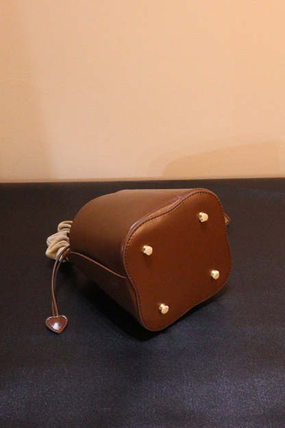 Luxury Petal-shaped Bucket Bag-consonak