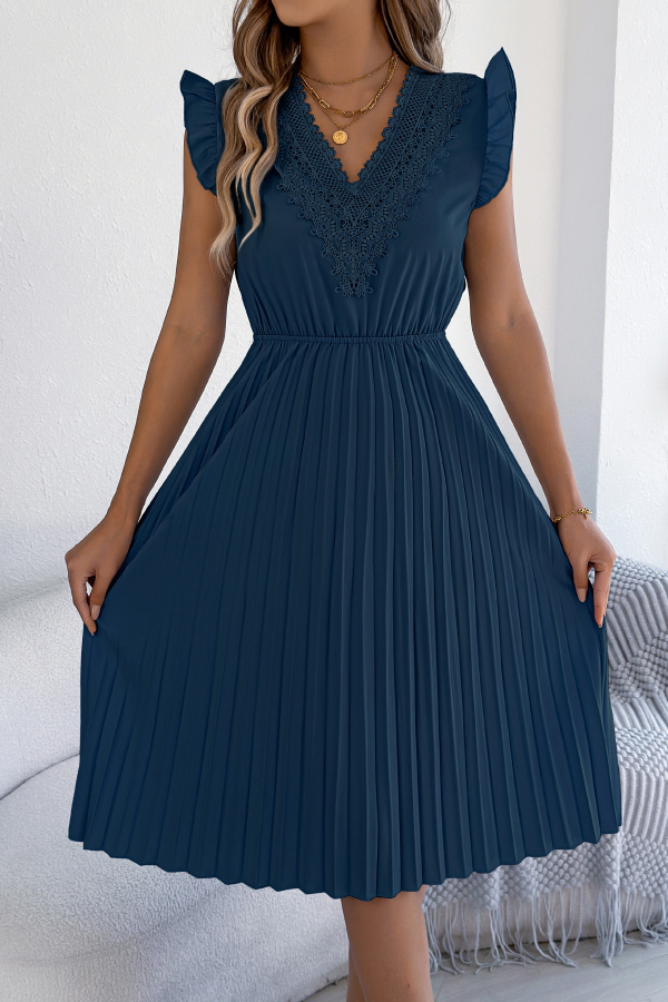 Solid Color V-neck Lace-trimmed Sleeveless Casual Pleated Midi Dress | Consonak