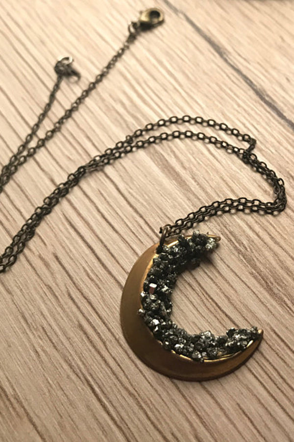 Vintage Moon-shaped Diamond Necklace-consonak