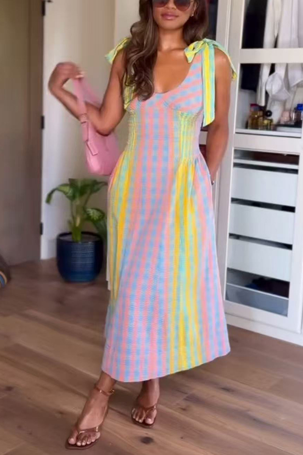 Sweet Colorful Plaid Scoop Neckline Adjustable Shoulder Ties Pocket Midi Dress-consonak