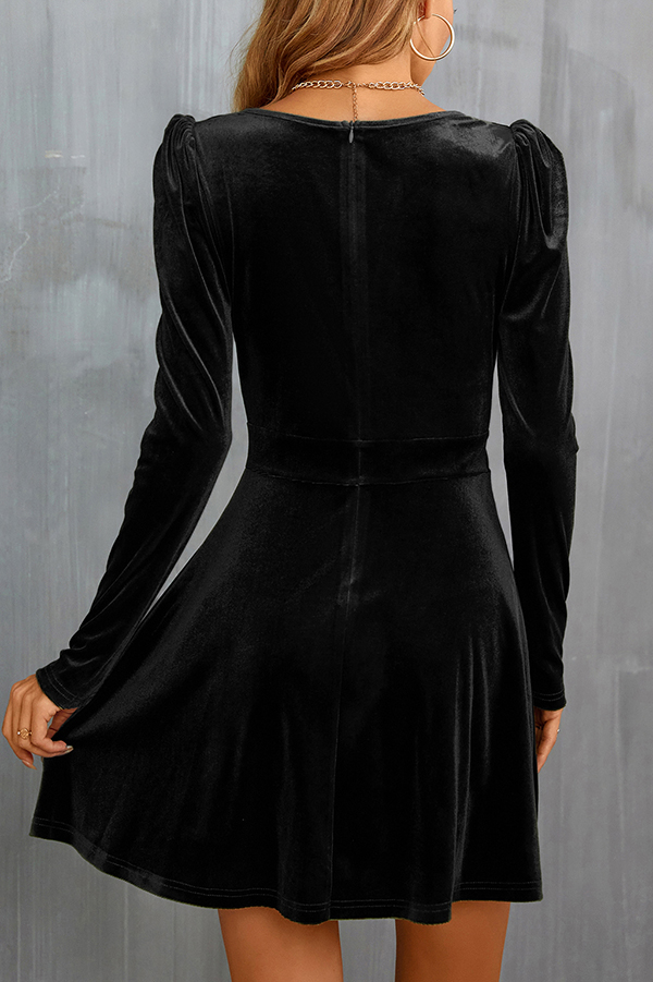 Solid Velvet V-neck Long-sleeved Waist Mini Dress-consonak