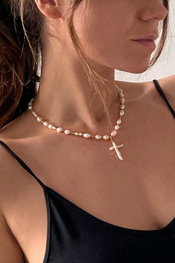 Stylish Pearl Cross Necklace-consonak
