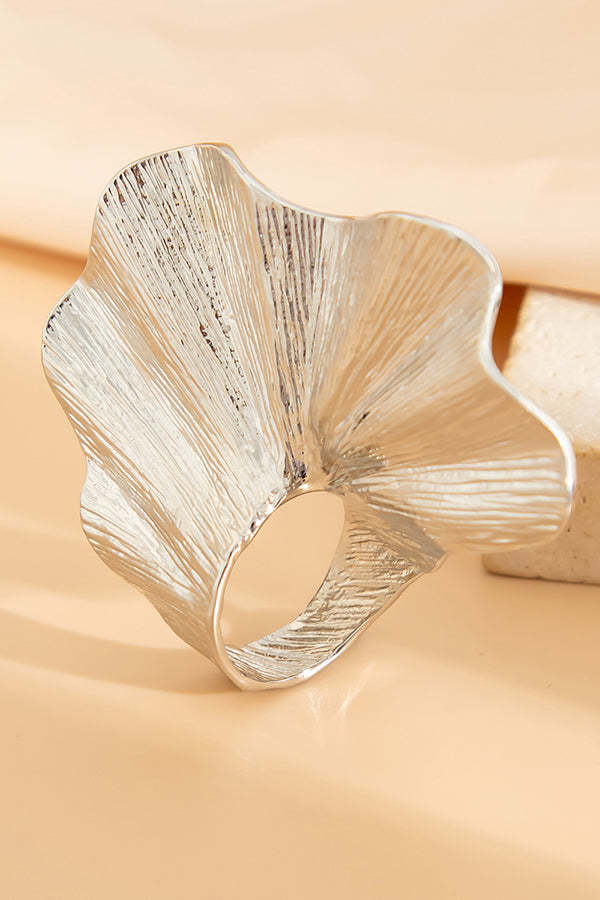 Fashion Irregular Ginkgo Leaf Shape Alloy Ring-consonak