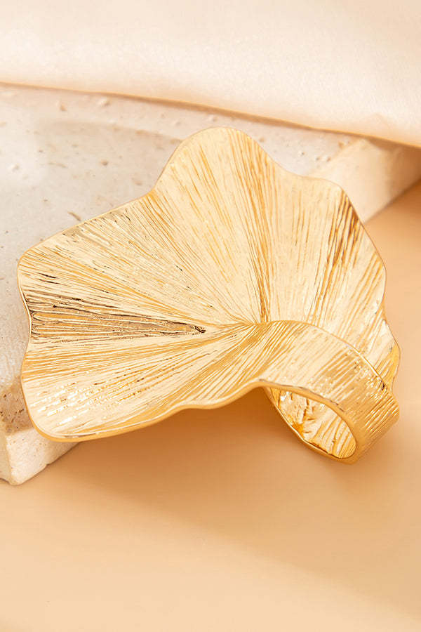 Fashion Irregular Ginkgo Leaf Shape Alloy Ring-consonak