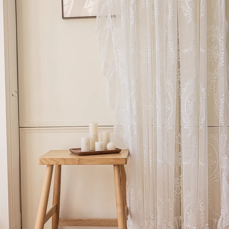 Dreamy sun protection and insulation curtains, living room curtains that are translucent but not transparent, French cream colored light luxury bay window partitions, new style