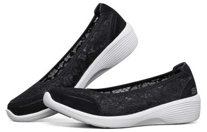 (WMNS) skecththers Arya Slip-on Shoes Black/White 66666292-BKW