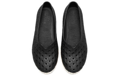 (WMNS) skecththers Cali Slip-on Shoes Black 111203-BLK