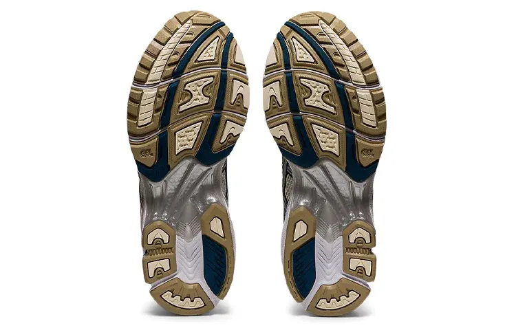 Kayano 14 'Cream Pure Silver'