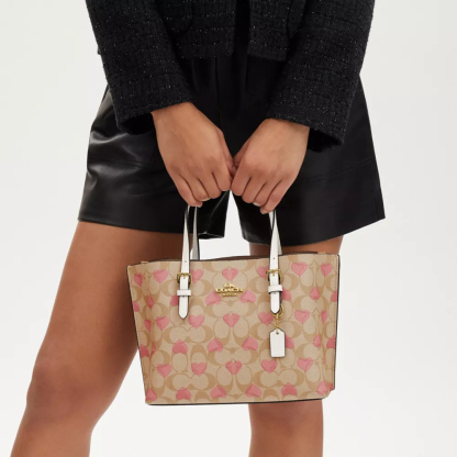 Cotthhach Mollie Tote 25 In Signature Canvas With Heart Print
