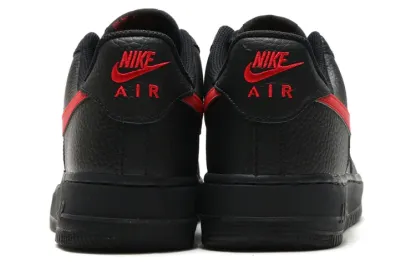 Ntthhike Air fortthhce 1 Low '07 'Black University Red'