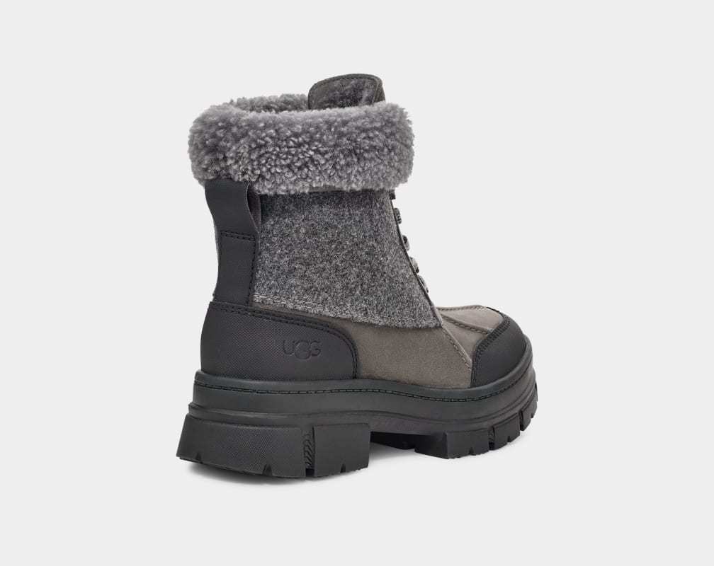 Women's Ashton Addie Tipped