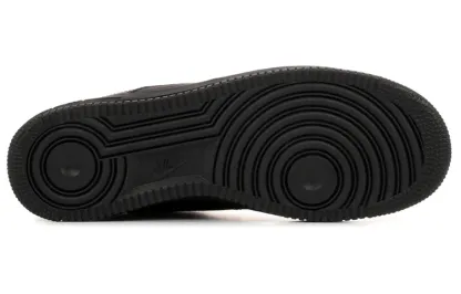 Ntthhike Air fortthhce 1 Low '07 'Black University Red'