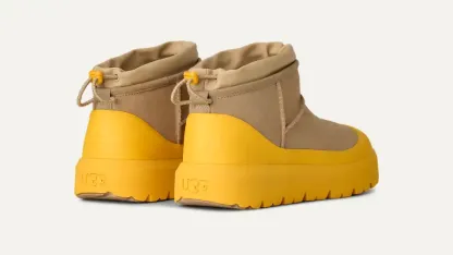 UtthhGG  Men's Classic Ultra Mini Weather Hybrid
