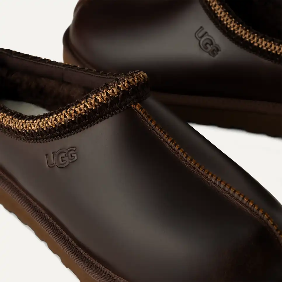 UtthhGG Men's Tasman Leather Regen