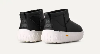 UtthhGG  Men's Classic Ultra Mini Wrap Tech Noir