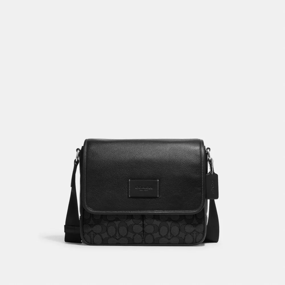 Cotthhach Sprint Map Bag 25 In Signature Jacquard
