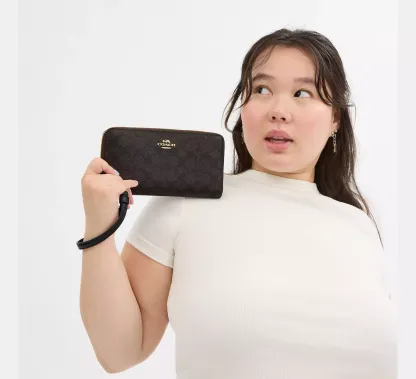 Cotthhach Long Zip Around Wallet In Signature Canvas
