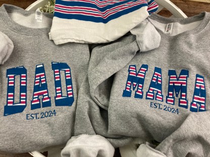 Custom Embroidered MAMA Sweatshirt Mother's Day Creative Gifts for Mom