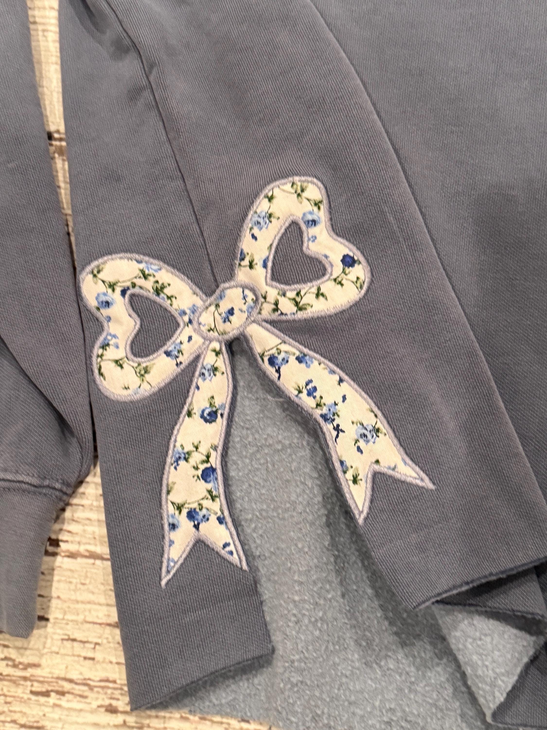 Mama Sweatshirt Side Bow Mother’s Day Sweatshirt Cut-Out Coquette Bow Pullover