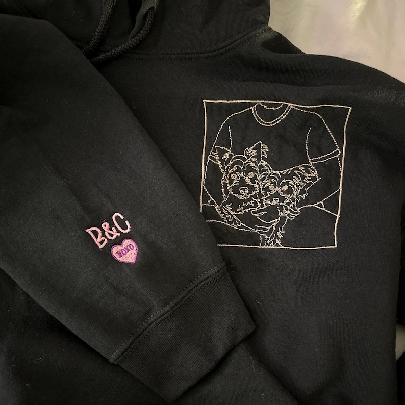 Custom Embroidered Family Photo Portrait Sweatshirt/Hoodie/T-shirt