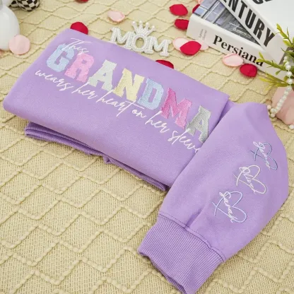 Personalized Heart on Sleeve Embroidered Sweatshirt-A Thoughtful Gift for Mom & Grandma 