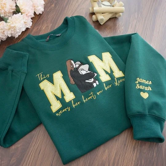 Customize Mom's Glitter Sweatshirt With Photo To Show Her Love
