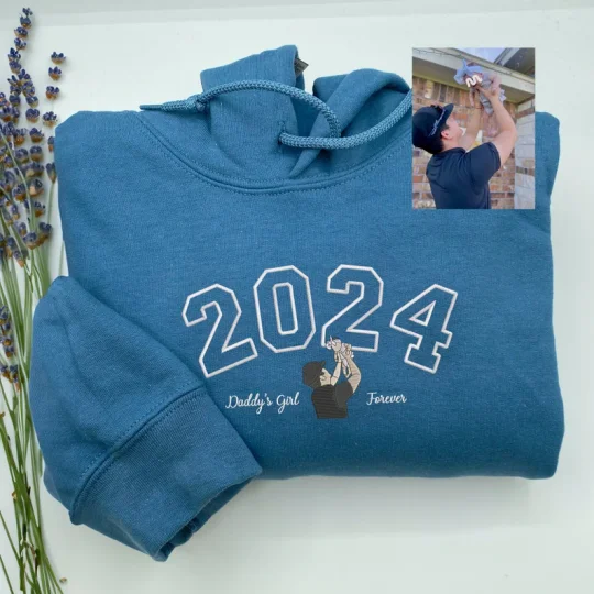 Custom Family Photo Portrait Embroidered Sweatshirt, Daddy Est Hoodie, Portrait from Photo, Custom Father/Mother Gift