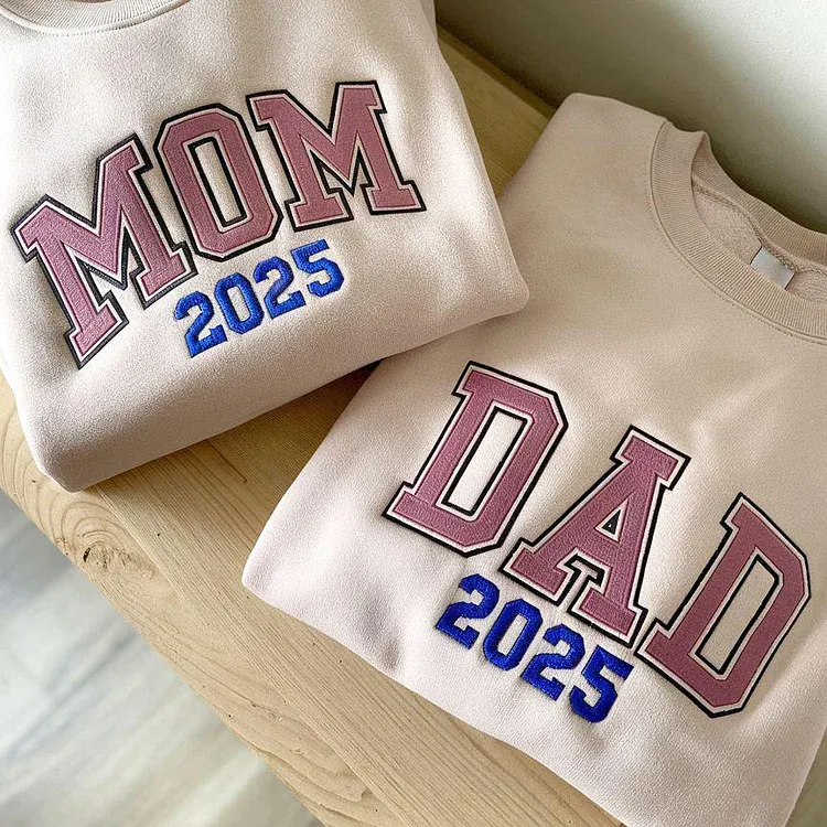 Custom Embroidered papà,papá,pai Sweatshirt with Multilayer Outline