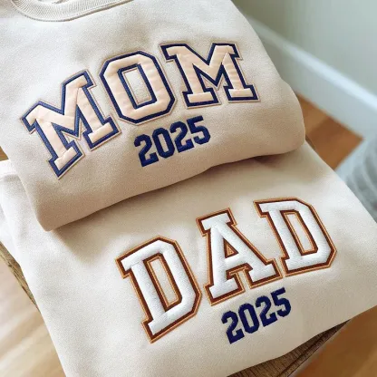 Custom Embroidered papà,papá,pai Sweatshirt with Multilayer Outline