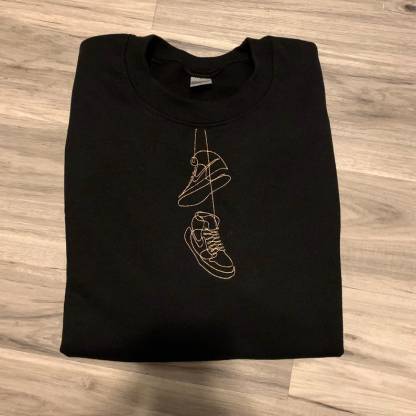 👟Custom Sneaker Photo Embroidered Sweatshirt/Hoodie,Gift For Dad/Papa/Sneaker Lover