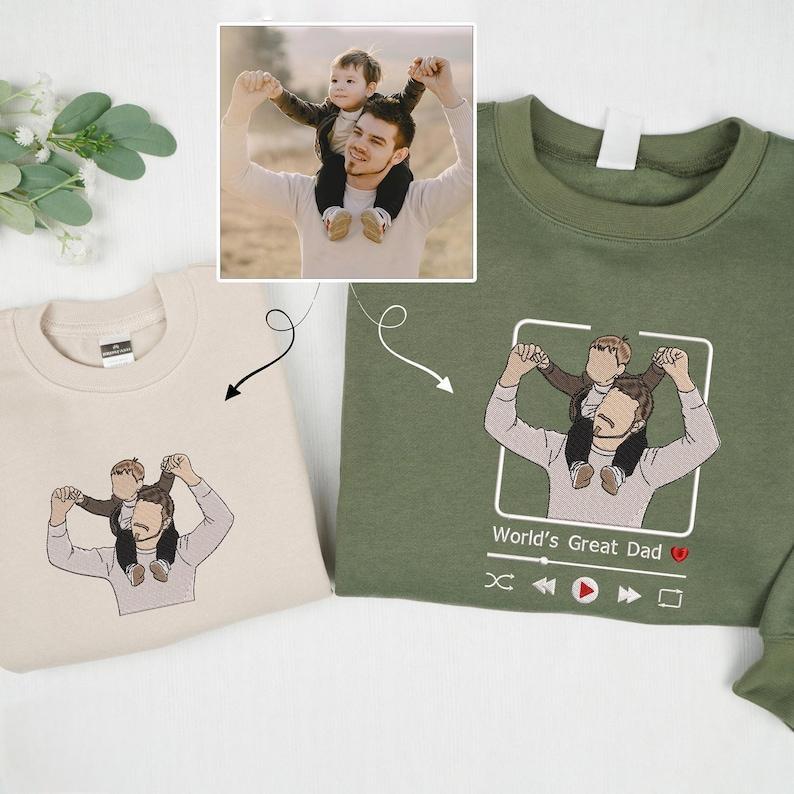 Custom Full Color Embroidered Sweatshirt Portrait Couple/Dad/Mom - Family Gift