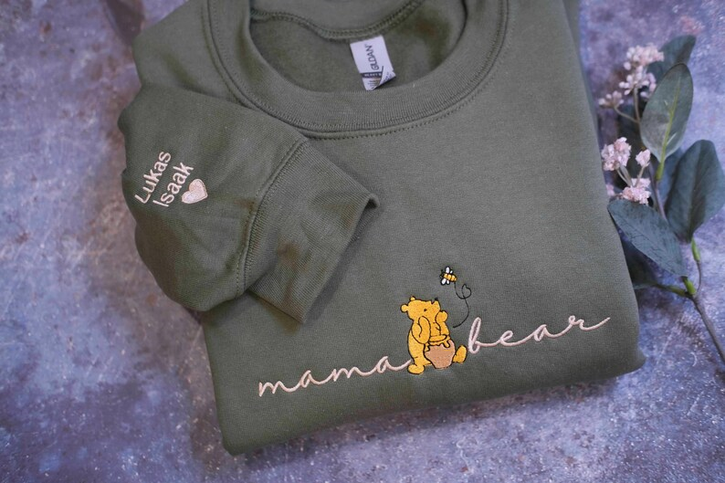 Custom Mama Papa Est EMBROIDERED Winnie the Pooh,Dad and Mom Sweatshirts