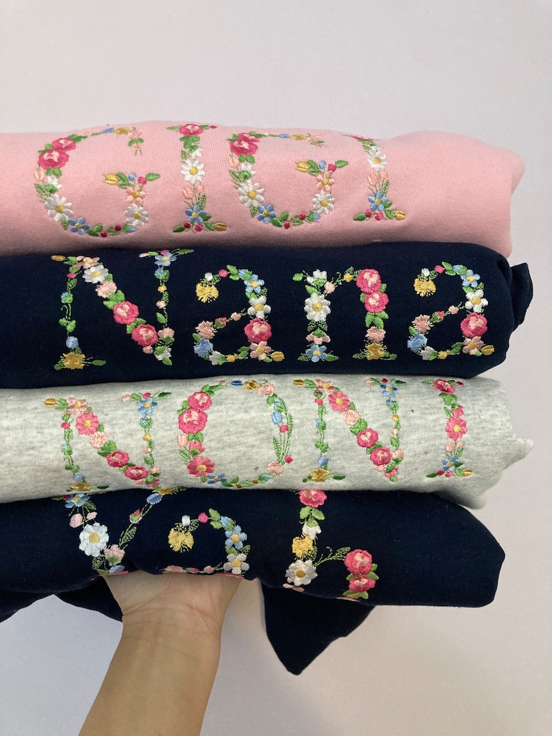 Custom Embroidered Sweatshirt Floral Mama Grandma Abuela Gifts For Mother's Day